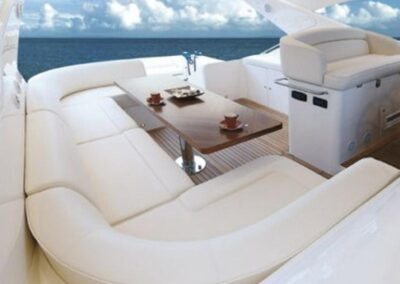 interni-pelle-caravan-nautica-5