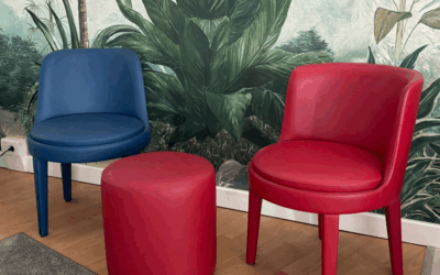 Come aggiungere comfort al tuo soggiorno con poltrone e pouf coordinati